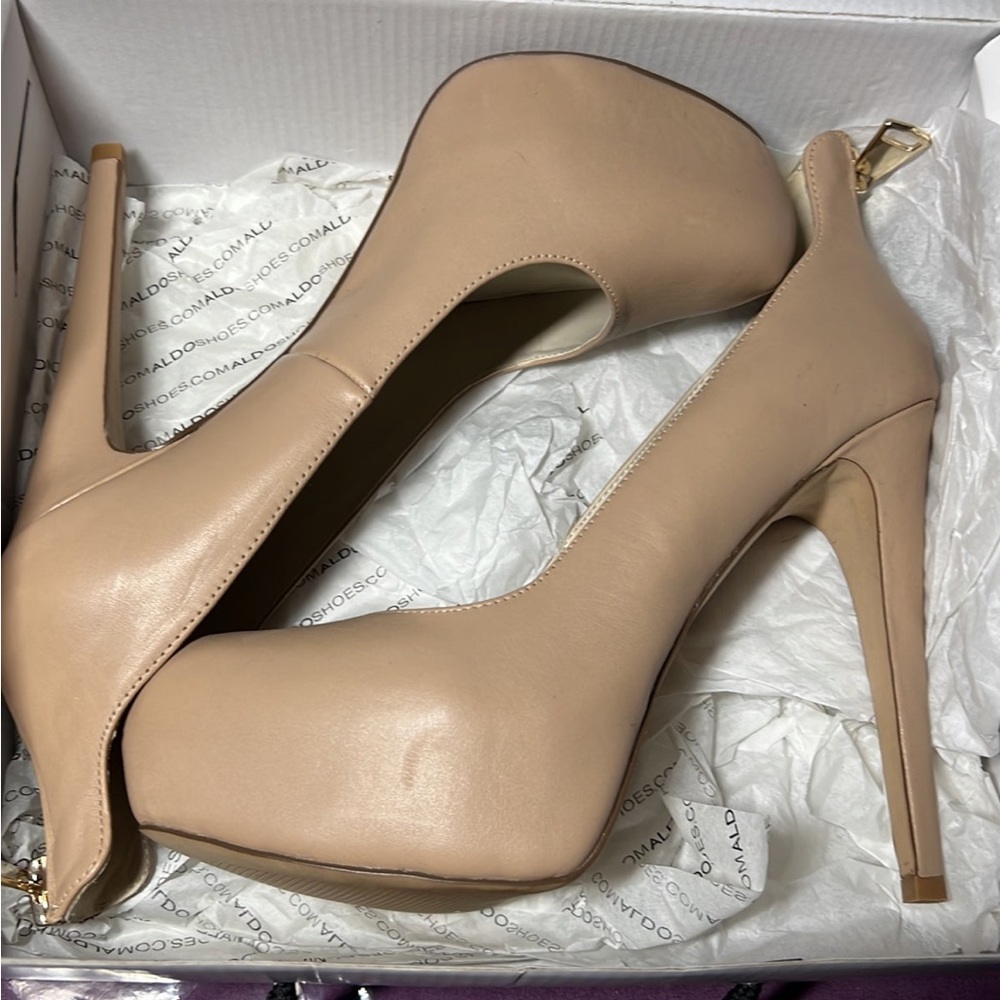 ALDO’S WOMENS PLATFORM